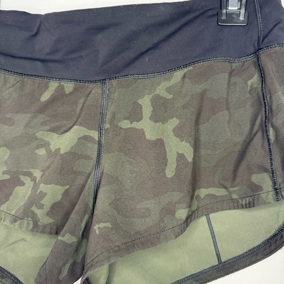 Lululemon Speed Up Short Incognito Camo Multi Gator Green Black LW7ATDR 4 - Picture 7 of 10